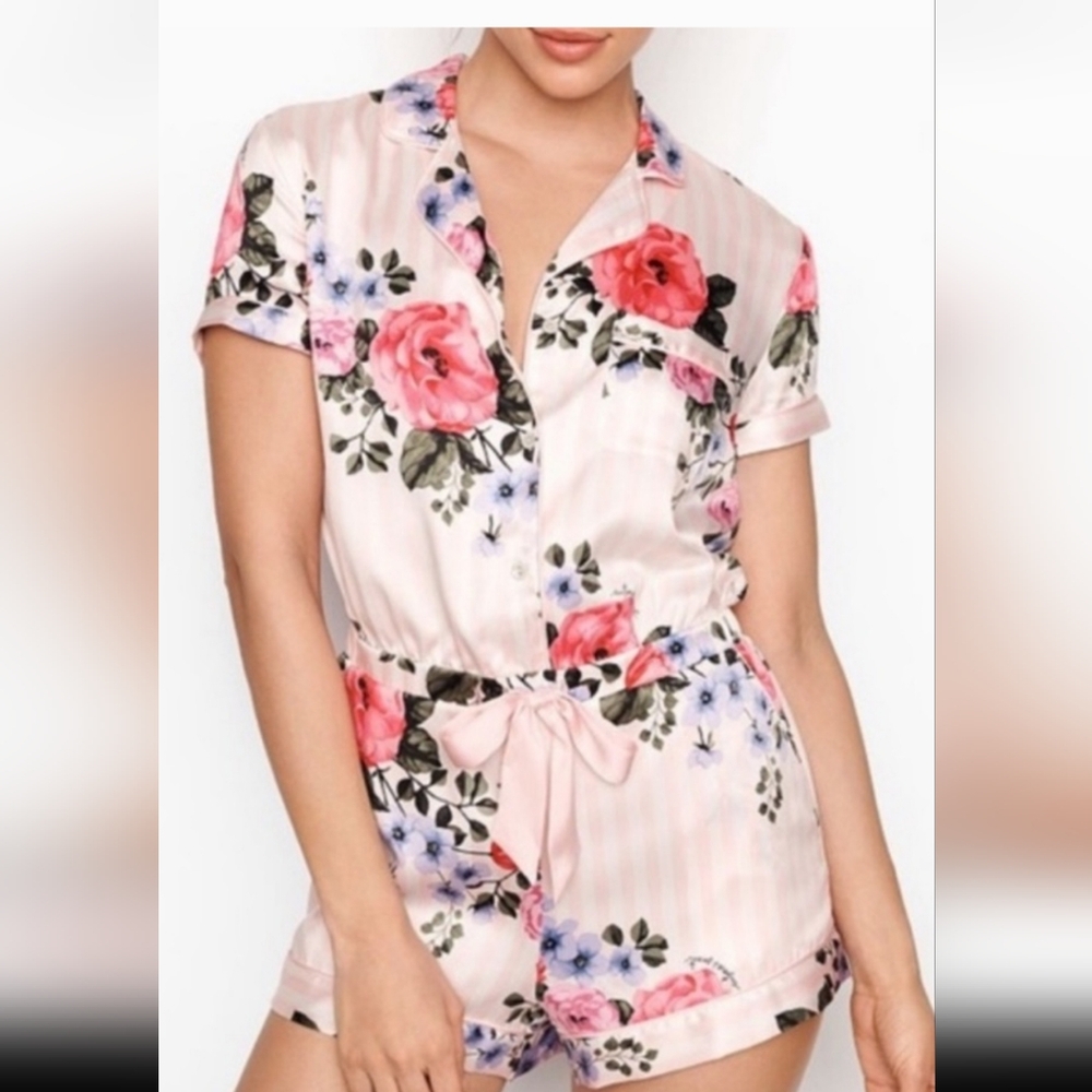 Victoria Secret jumper romper size small button up